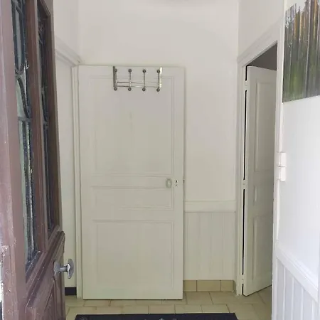 Au Bord De La Sioule Apartamento Menat Exterior foto